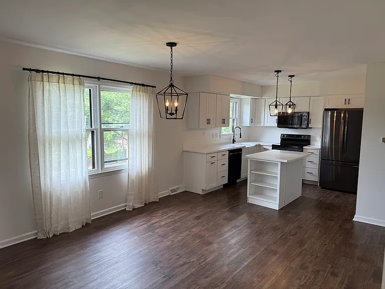 3337 Wood Valley Ct — Photo 15