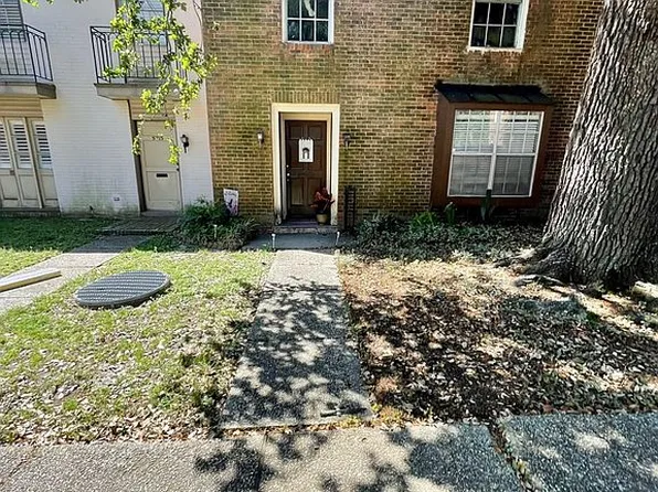 5713 Prince Ln, New Orleans, LA 70126