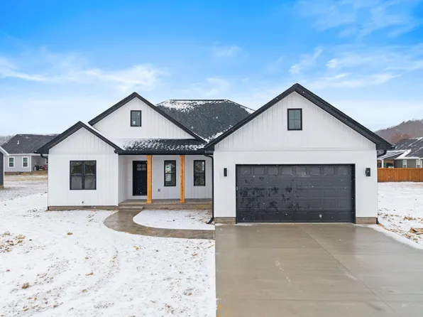 135 Knob View Trce, Junction City, KY 40440