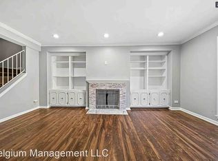 1487 Shermer Rd APT 204B, Northbrook, IL 60062