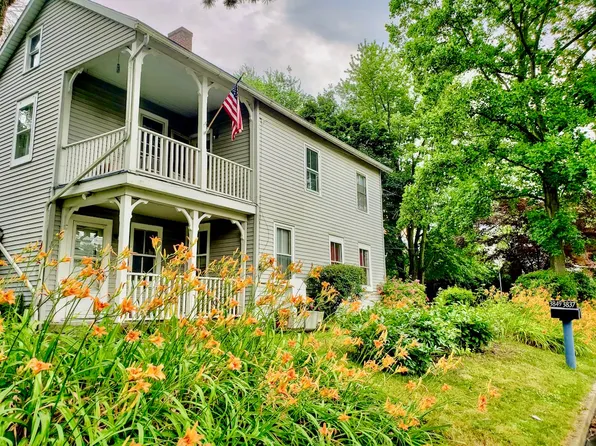 3849 Township Line Rd, Bethlehem, PA 18020