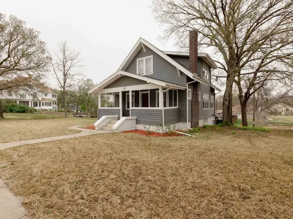 621 Nevada St, Cambridge, NE 69022