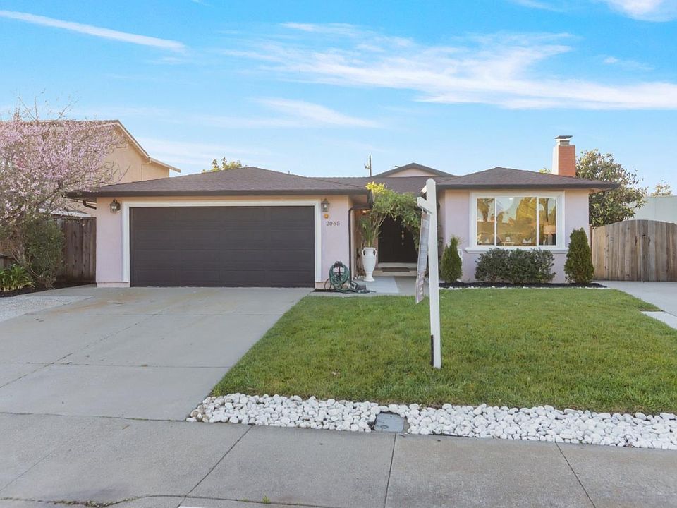 1st image of 2065 Sherman Dr