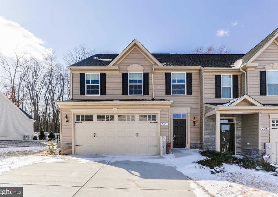 1st image of 2501 Sophia Chase Dr