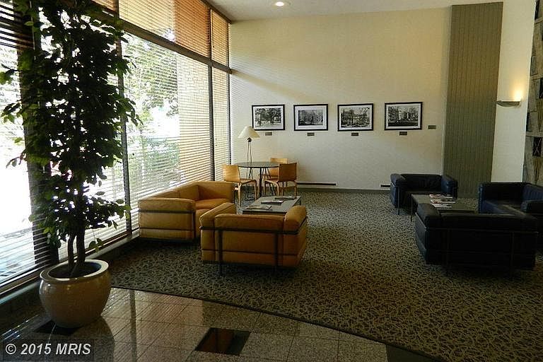 Front Sitting/Waiting area