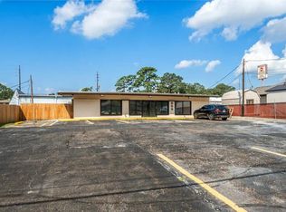 909 Houston St, Conroe, TX 77301