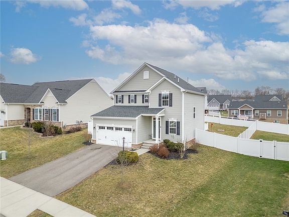 2nd image of 156 Pauline Pl