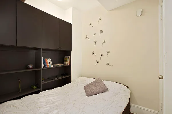 Sold by Corcoran | media 12