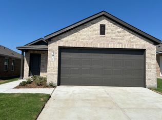1811 Sanderling St, Forney, TX 75126