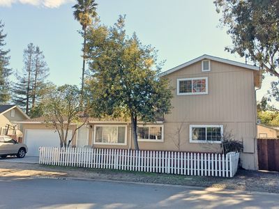 210 Belmont Ave, Redwood City, CA, 94061