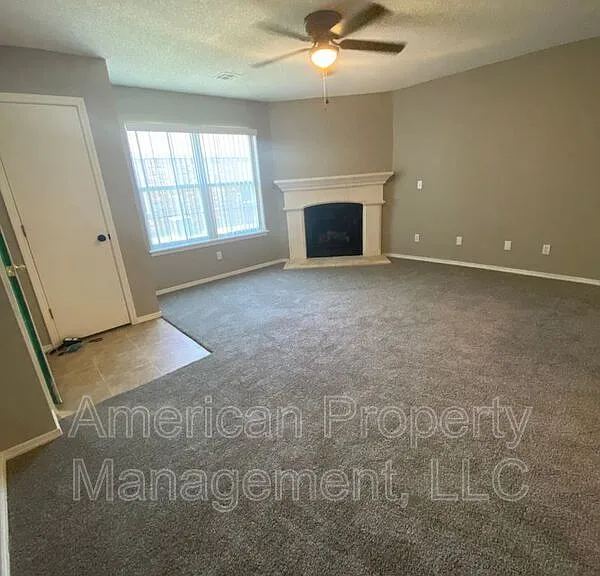4716 NE Wisconsin St — Photo 24