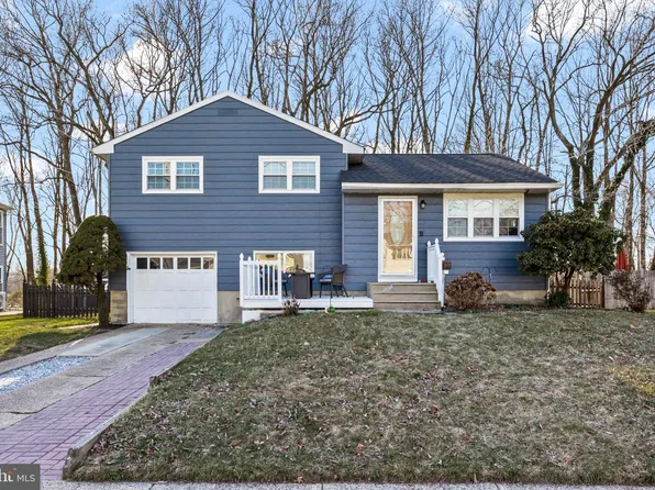 521 Singley Ave, Runnemede, NJ 08078