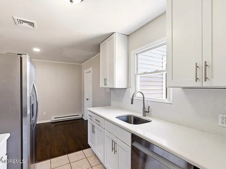 319 Nautilus Blvd — Photo 4