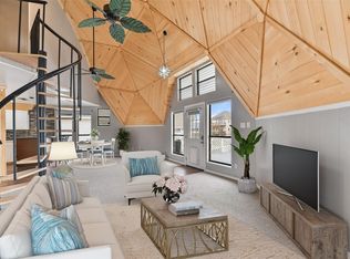 12901 E Barcelona, Galveston, TX 77554