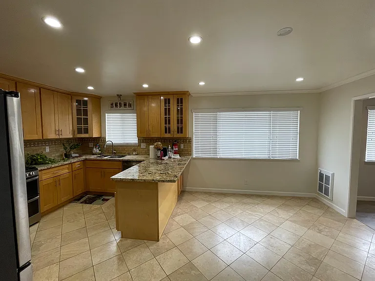 6147 Seminary Ave #3 — Photo 5