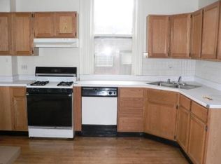 626 W Wellington Ave APT 2, Chicago, IL 60657