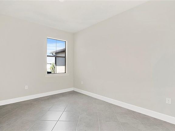 3rd image of 6157 Triumph Ln