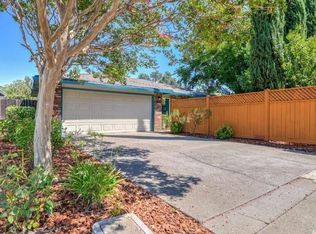 5039 Cypress Ave, Carmichael, CA 95608