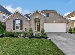 2102 Post Oak Ct, Pearland, TX 77581
