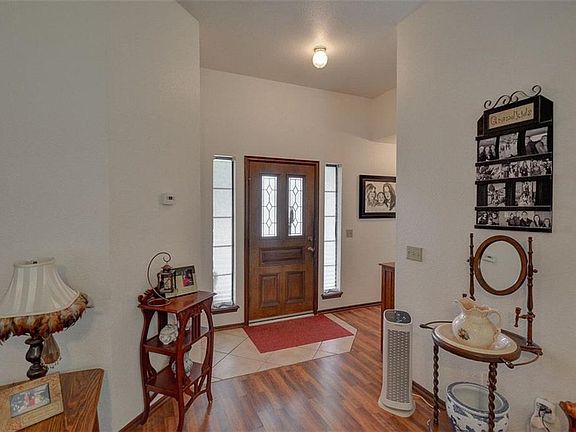 4th image of 1616 Oriole Dr