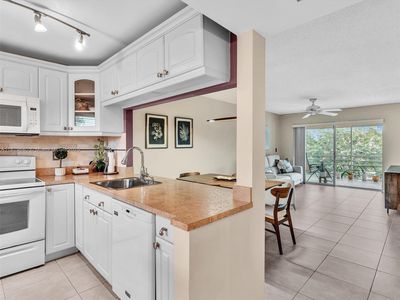 3210 Holiday Springs Blvd #2-302, Margate, FL, 33063