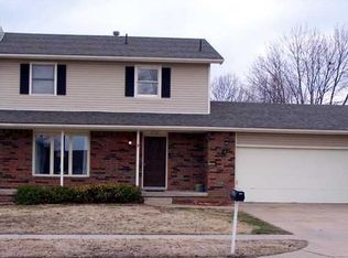 4061 N Farmstead St, Wichita, KS 67220