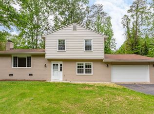 3 Willow Branch Pl, Fredericksburg, VA 22405