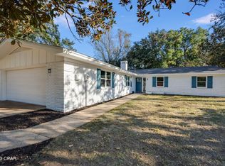 1 Timberland Way, Fort Walton Beach, FL 32548