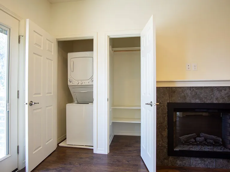610 SE Spokane St #11 — Photo 7