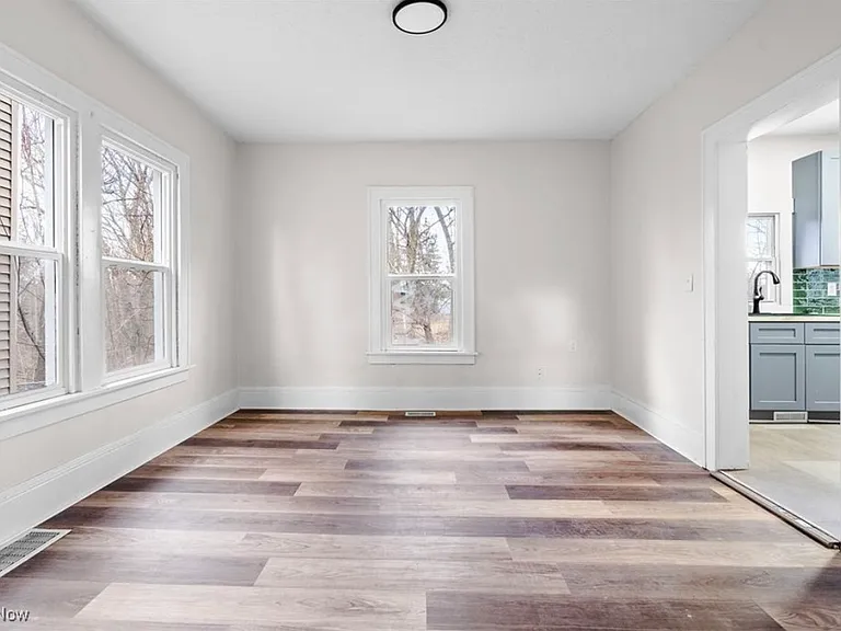 3639 Randolph Rd — Photo 5
