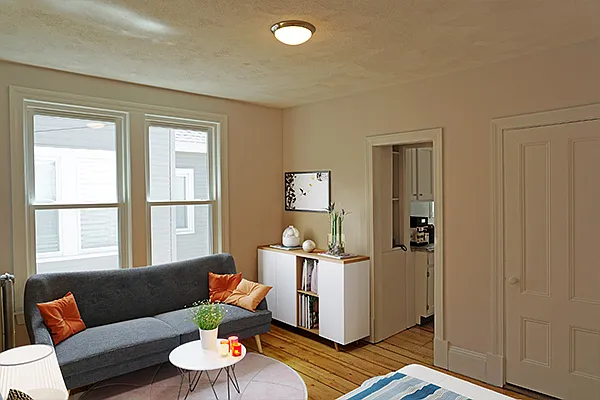 145 Brown St #2R — Photo 3