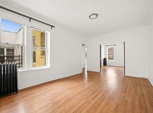 550 82nd St APT 2F, Brooklyn, NY 11209