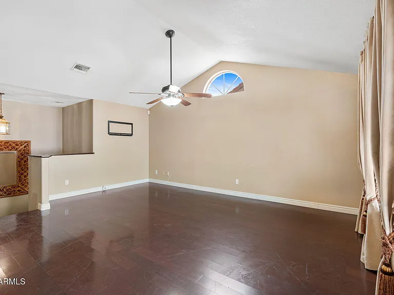 11972 N 112th St — Photo 5
