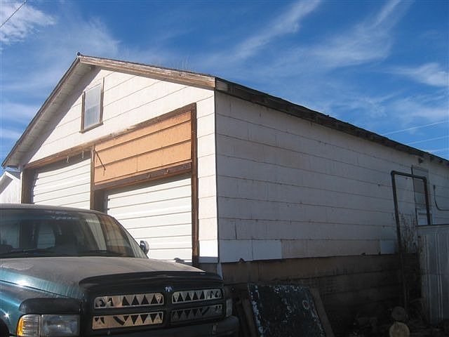 2nd image of 340 W Grand Ave