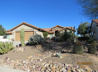 2767 E Glen Canyon Rd, Green Valley, AZ 85614