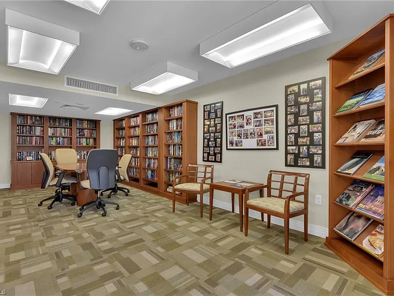 4751 Gulf Shore Blvd N #3 — Photo 30