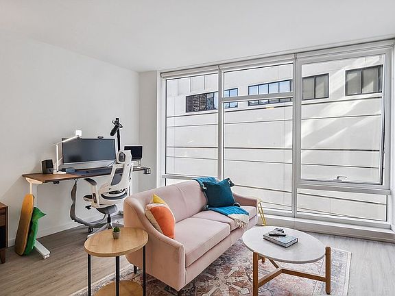 5th image of 8 10th St Unit 11604