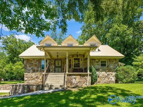 111 Spencer Dr, Meridianville, AL 35759