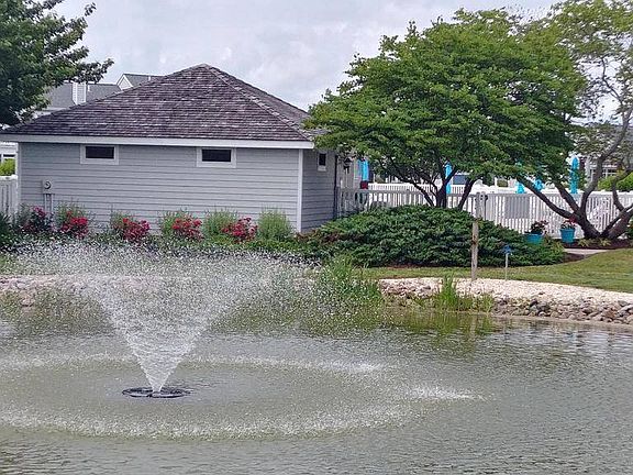 5th image of 30892 Crepe Myrtle Dr Unit 17