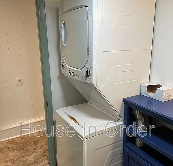 144A Chestnut St — Photo 9