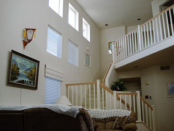 4th image of 6 Seagull Dr