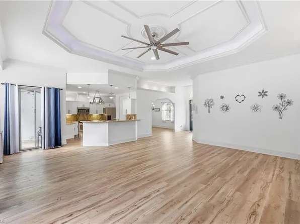 104 12th AVE NW, NAPLES, FL 34120