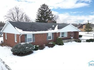 723 W Madison St, Gibsonburg, OH 43431