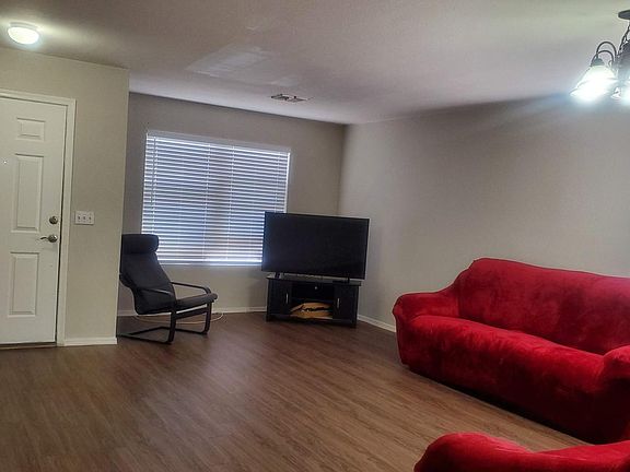4th image of 1558 S Danielson Way