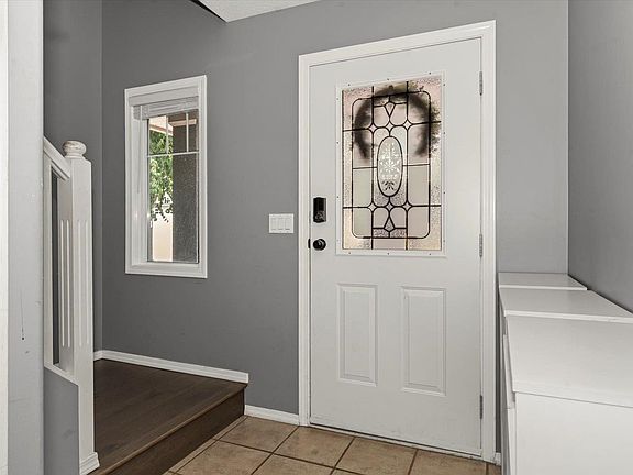 4th image of 46330 Valleyview Rd #10