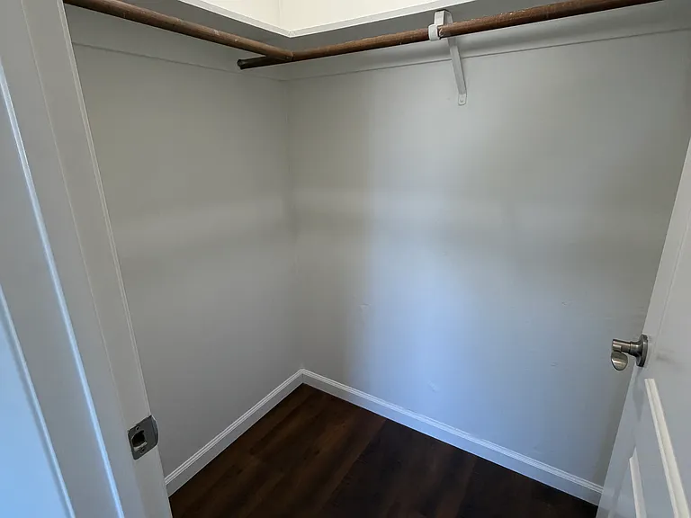 1576 Ontario Dr #14 — Photo 7