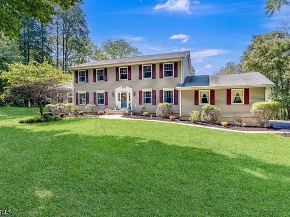 24 Karrville Rd, Mansfield Twp., NJ 07865