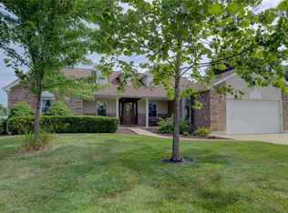 1305 Village View Ct, O'Fallon, MO 63366