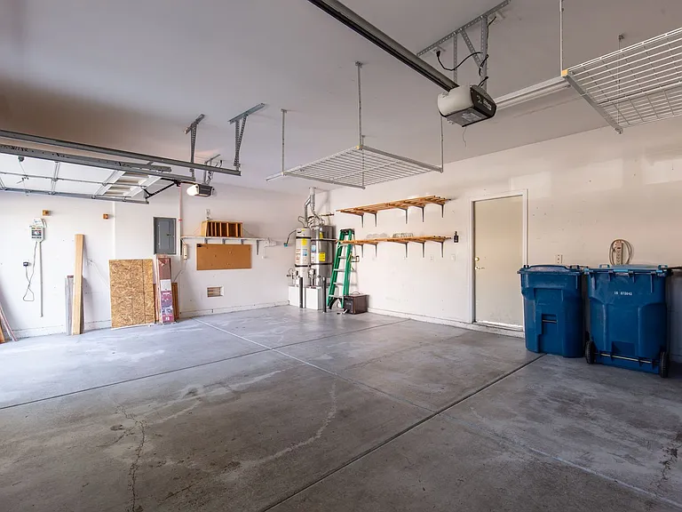 3078 Lenoir St — Photo 46