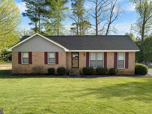 218 Cosby Dr, Lagrange, GA 30241